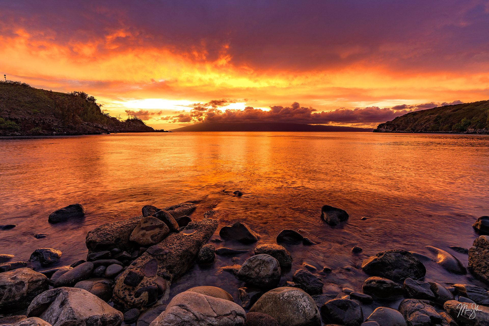 Honolua Bay Sunset | Honolua Bay, Maui, Hawaii | Mickey Shannon Photography