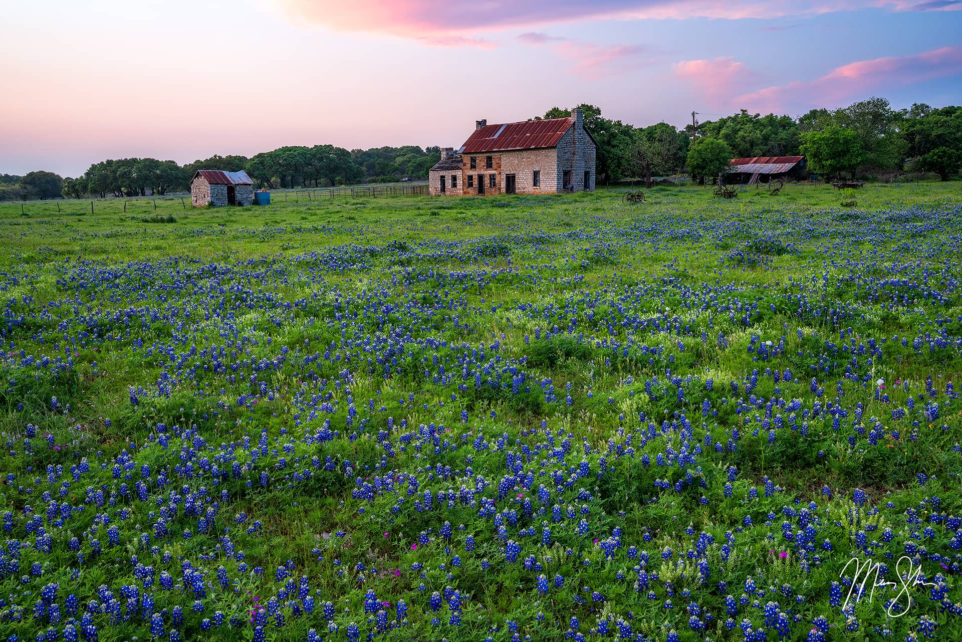 the-bluebonnet-house-marble-falls-texas-mickey-shannon-photography